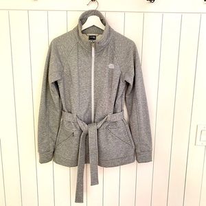 Women’s North Face belted waist, zip sweatshirt M